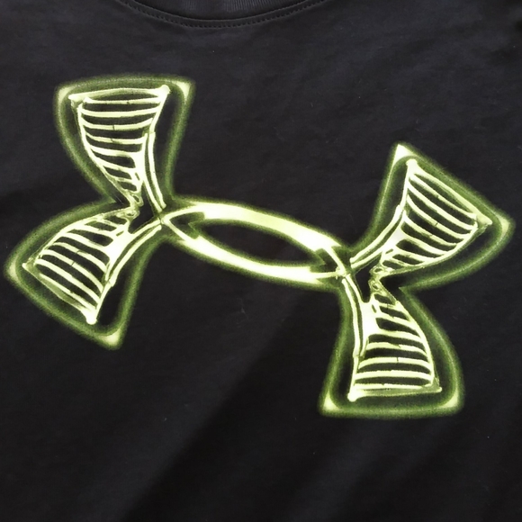 Under Armour HeatGear Glow in the Dark Logo Shirt - Picture 2 of 6